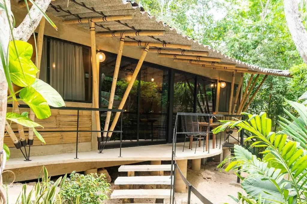 Сasa de vacaciones Zen Canto Villa Tuuch :: May The Jungle Be With You Tulum