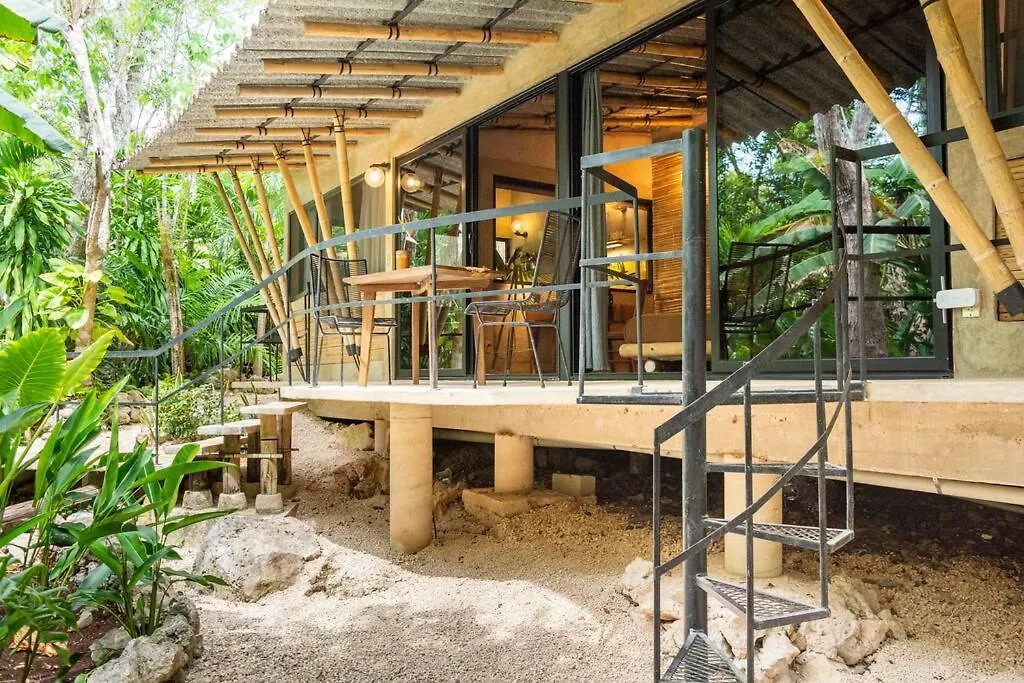 Ferienhaus Zen Canto Villa Tuuch :: May The Jungle Be With You Tulum
